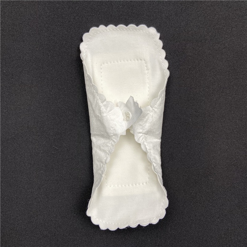 فوط قماشية قابلة للغسل للدورة  - مراجعة Cloth Pad Reusable وسعره